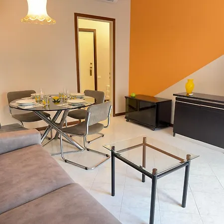 10 Minutes From The Centre, Comfort And Culture Bergame